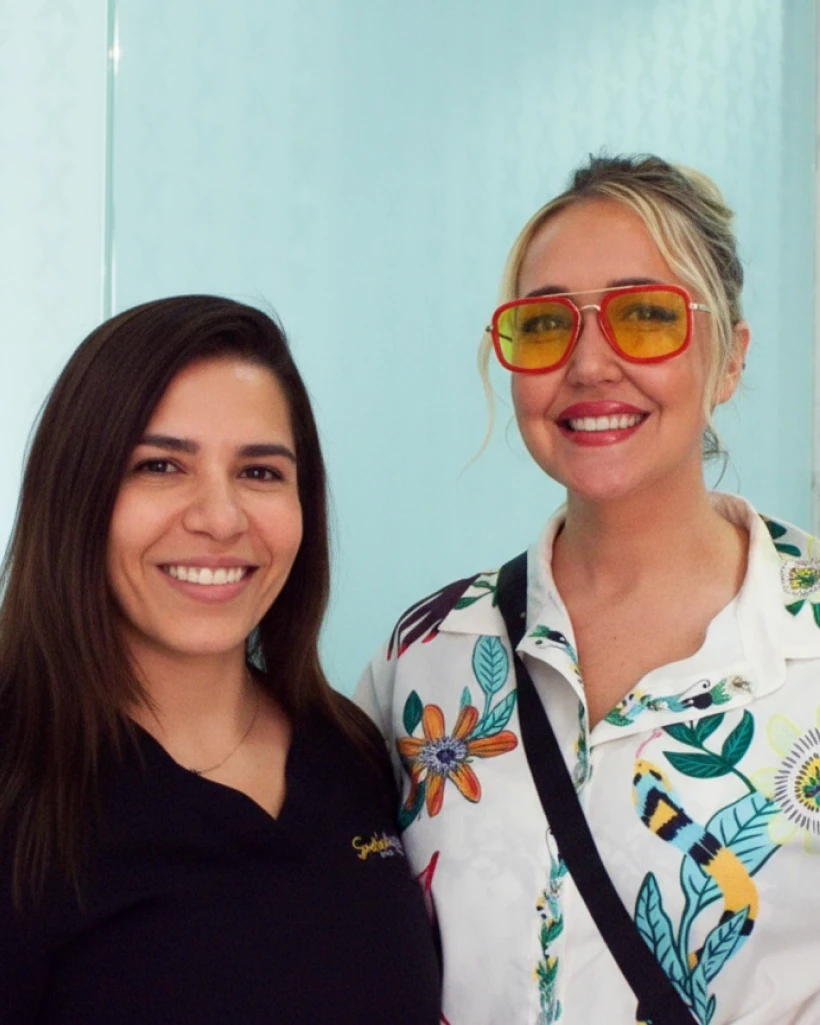 Before and after smile makeover performed by Smile Makeover Playa del Carmen dentist