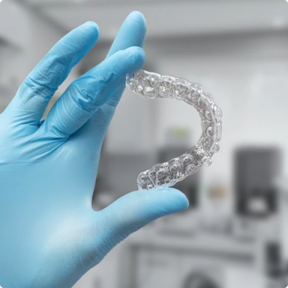 Custom-fit invisible clear aligners for teeth straightening