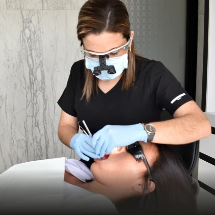 Professional teeth whitening service at Smile Makeover Playa del Carmen dental clinic